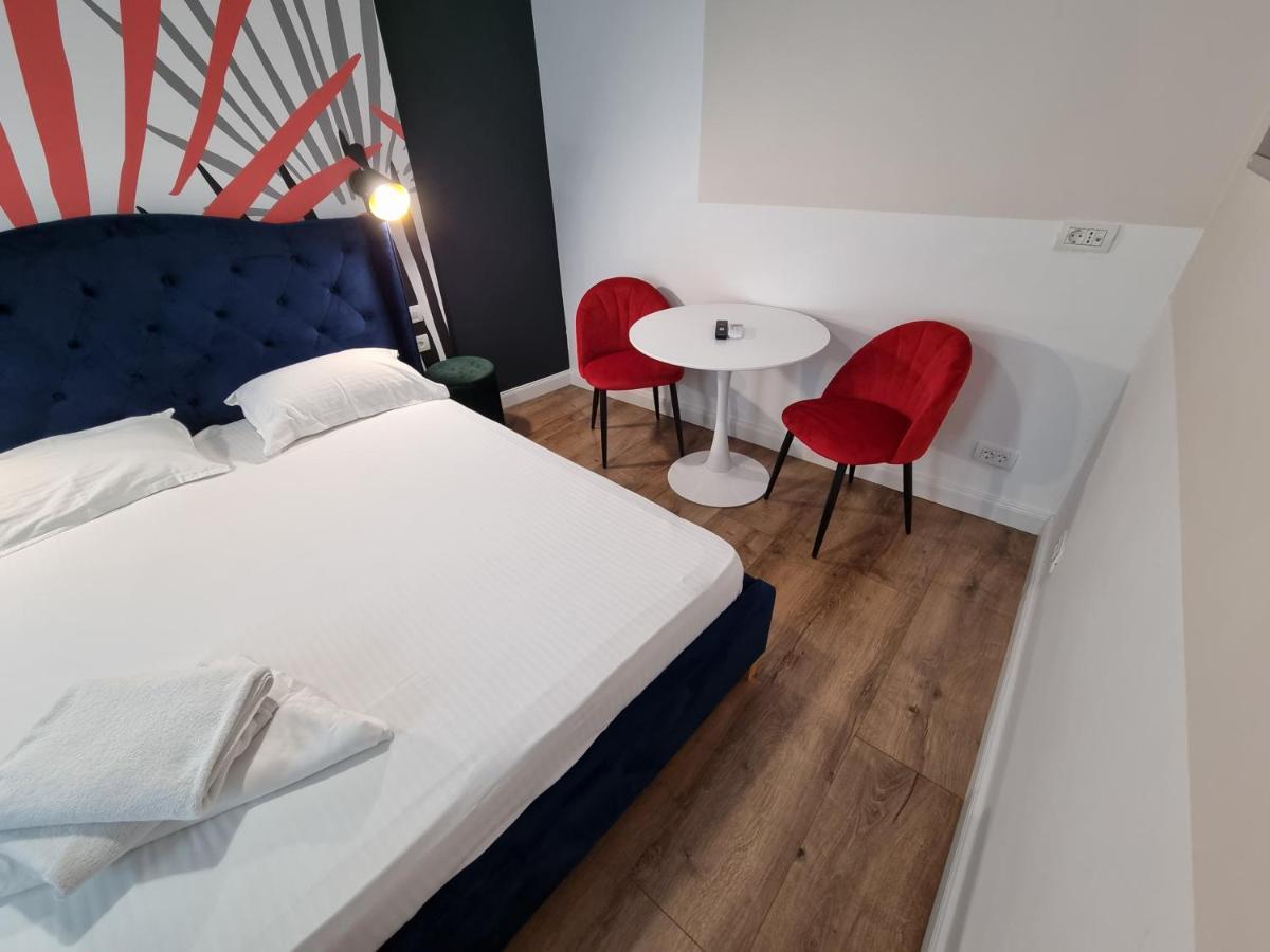 Ideal Accommodation City Center Bukarest Exteriör bild