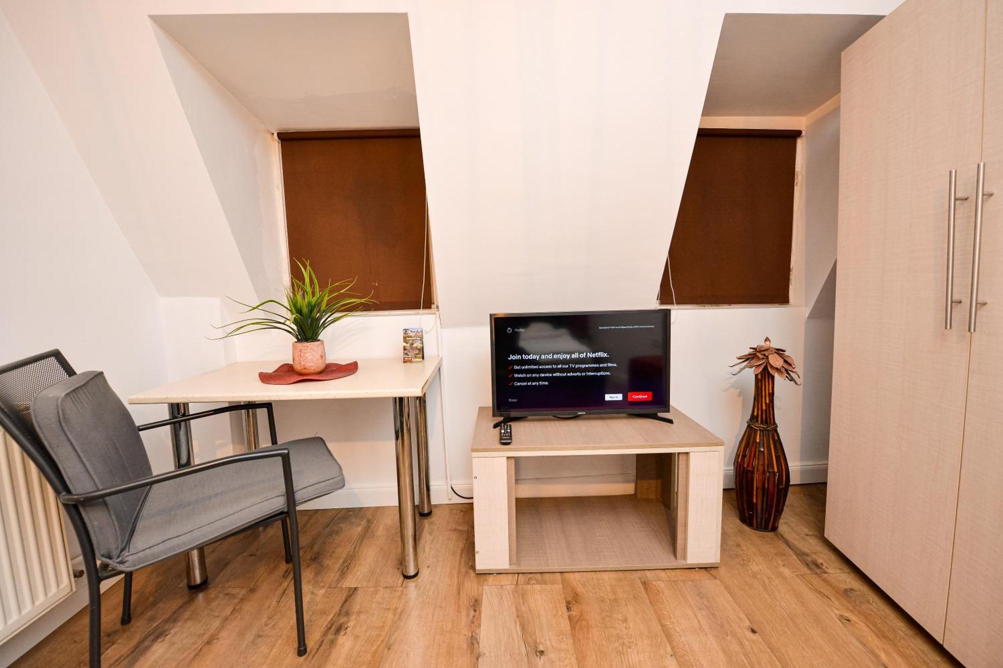Ideal Accommodation City Center Bukarest Exteriör bild
